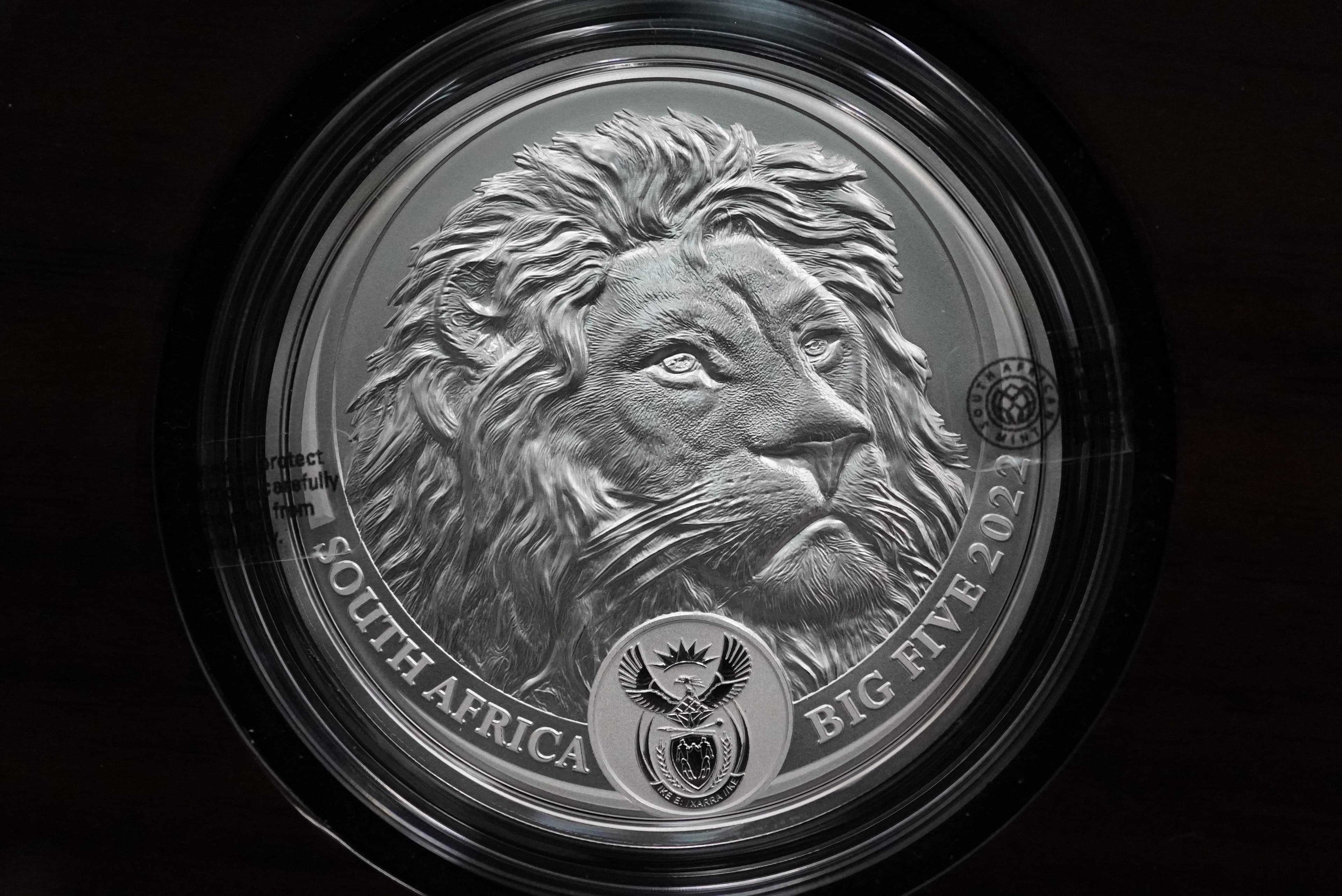 2022 R5 5oz Fine-Silver Brilliant Uncirculated Coin Africa's Big Five - Lion, Series II