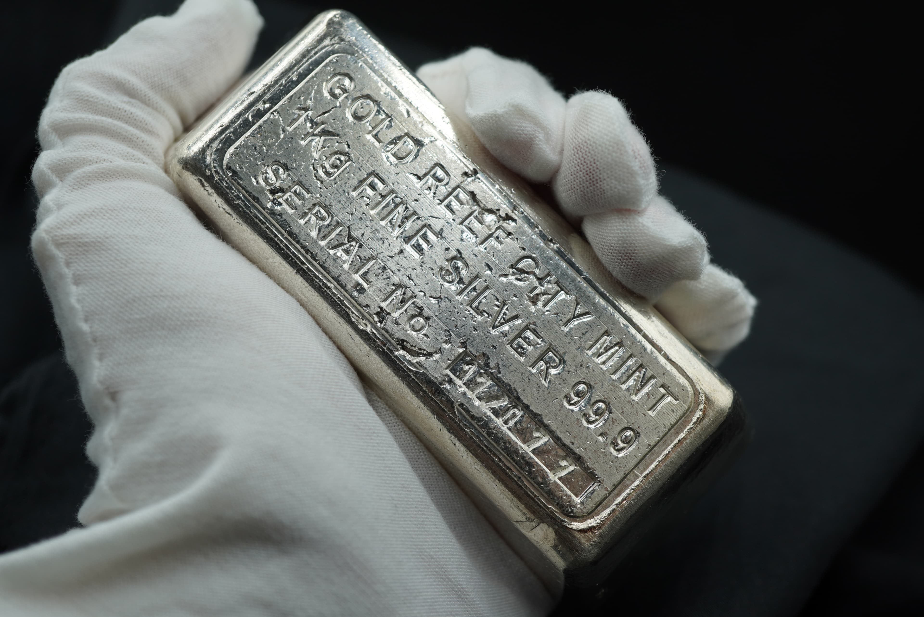 GRC 2013 1kg Fine Silver Bar