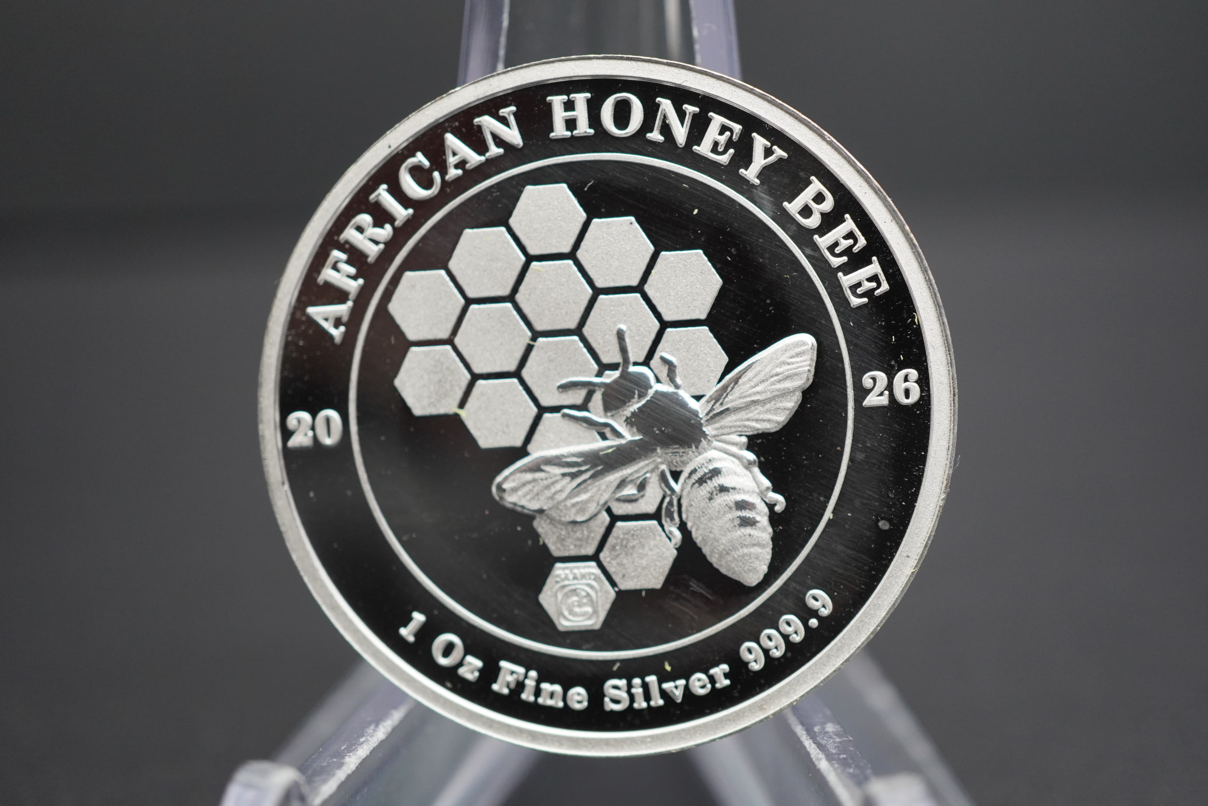 2026 SAAND African Honeybee Silver 1oz.